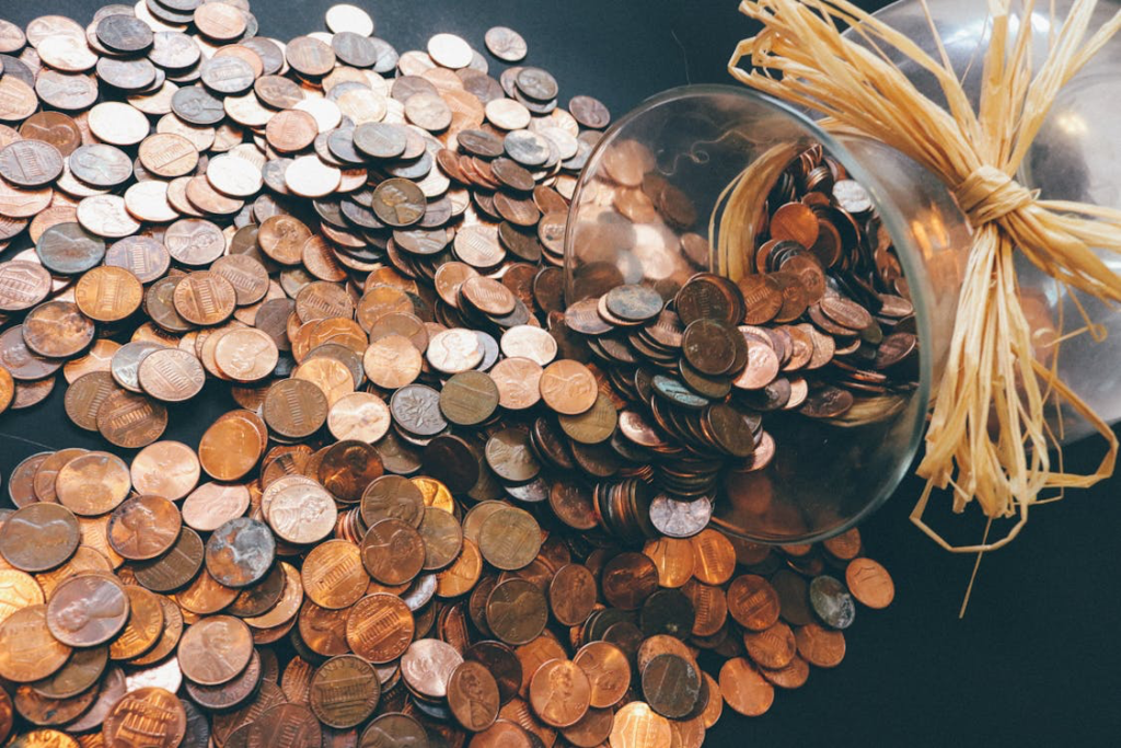 A table of pennies